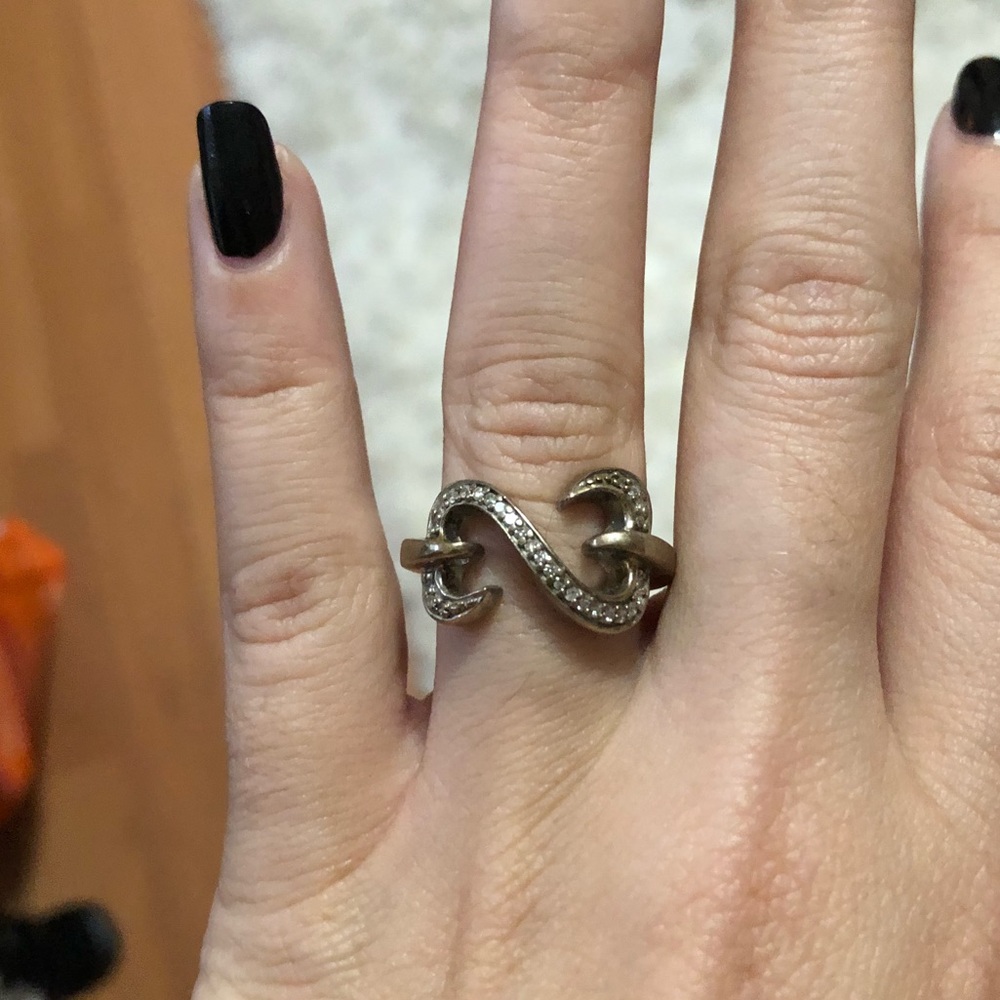Open heart ring